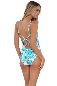 Oblique pose #2 of Jessica wearing Sunsets Sea Breeze Sandbar Rib Veronica One Piece