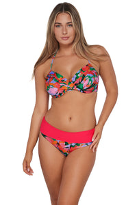 Sunsets Hummingbird Cove Capri High Waist Bottom XS / HUMMI / 310B