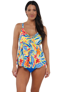 Front pose #1 of Nicki wearing Sunsets Escape Suncatcher Marin Tankini Top paired with coordinating Electric Blue Hannah High Waist