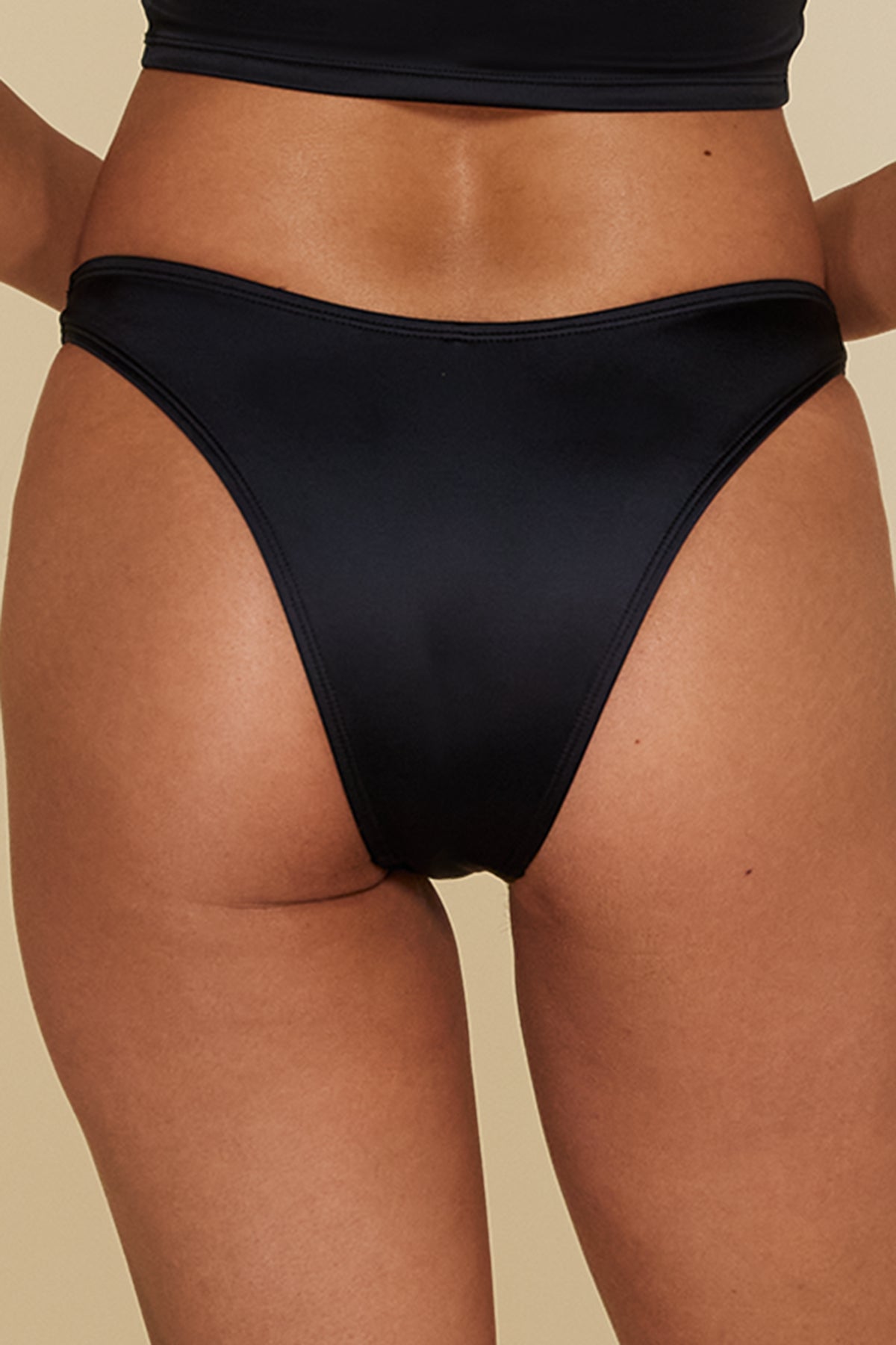 B Swim Black Depth Maddie Bottom XS / BLADE / L755