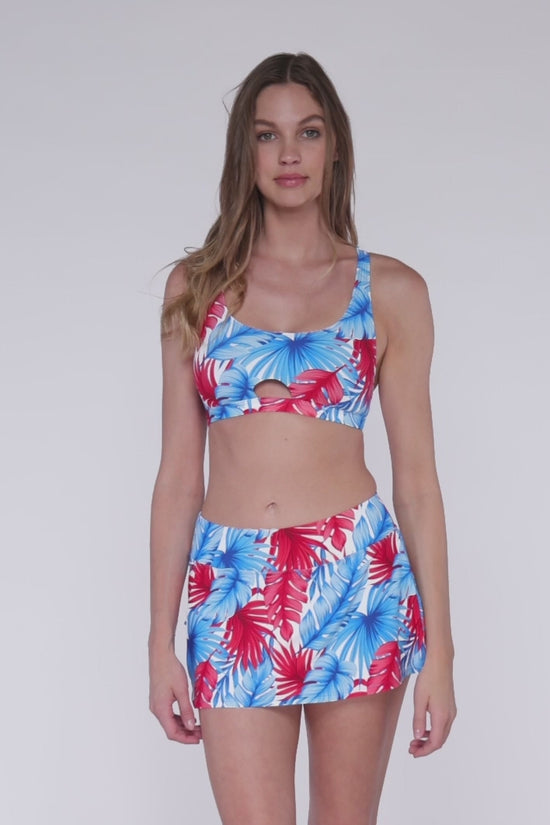 Charger et lire la vidéo dans la visionneuse de la Galerie, Sunsets American Dream Sporty Swim Skirt
