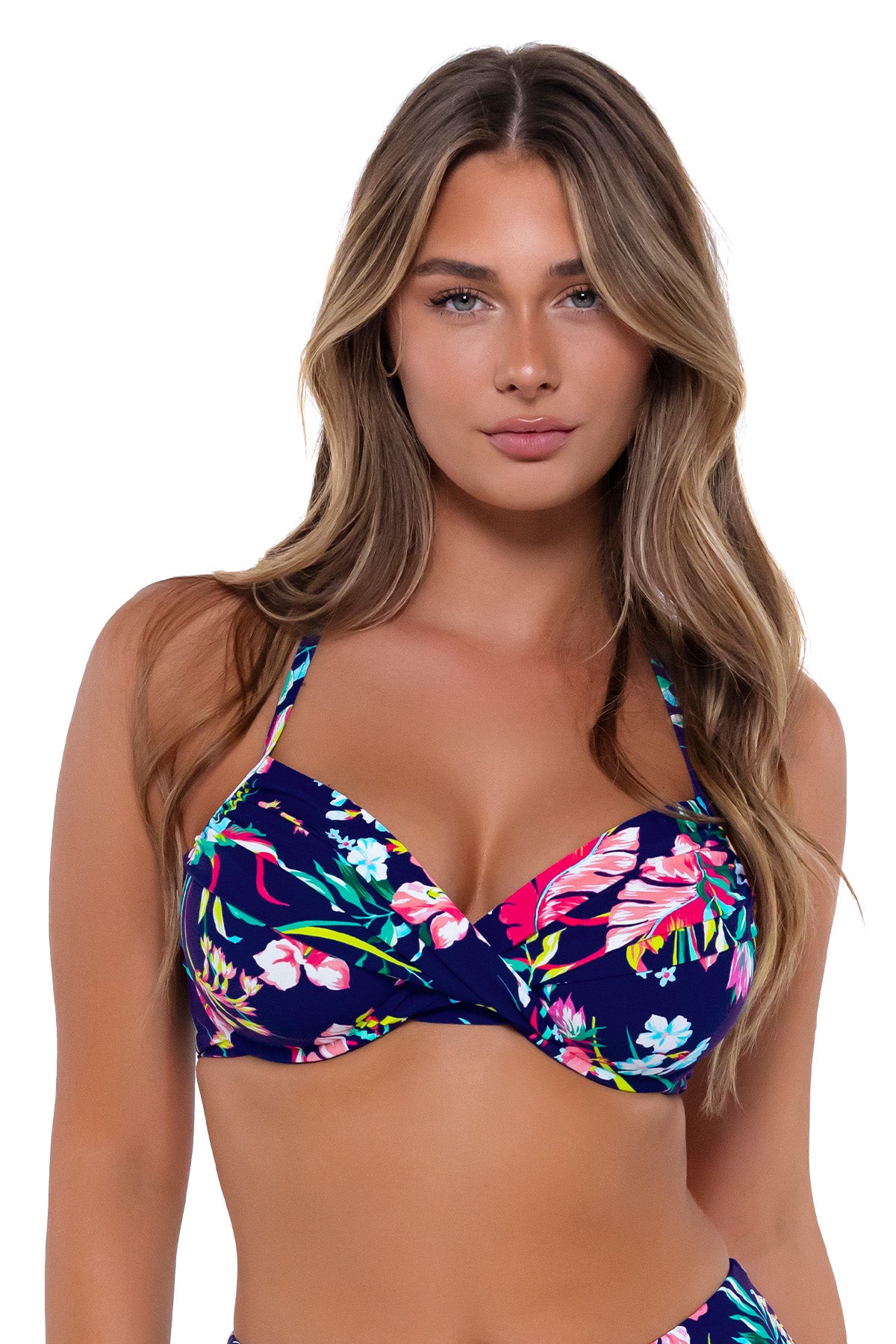 Front pose #2 of Taylor wearing Sunsets Island Getaway Crossroads Underwire Top