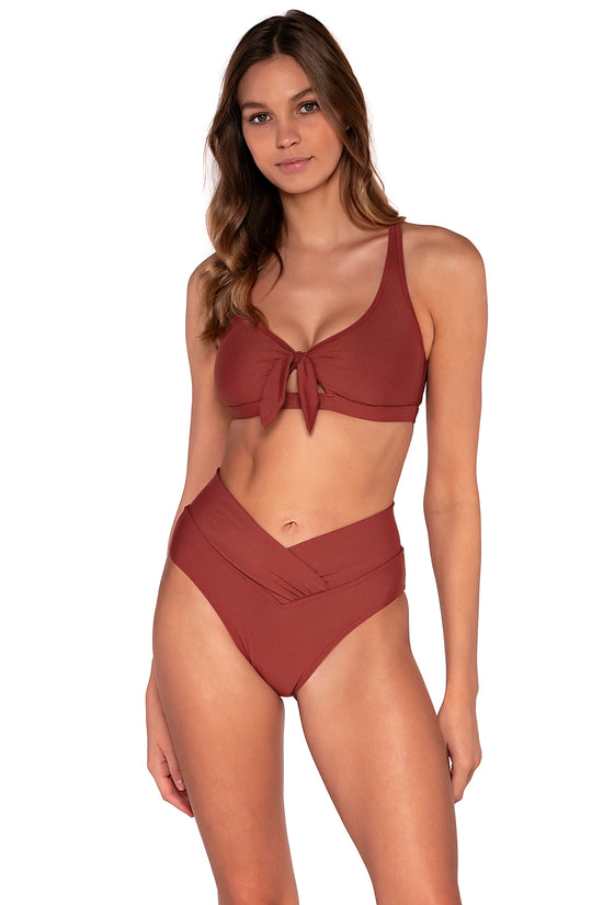 Charger l&amp;#39;image dans la galerie, Front view of Sunsets Tuscan Red Brandi Bralette bikini top showing keyhole front tie with Tuscan Red Summer Lovin V-Front bikini bottom
