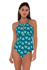 Front pose #1 of Gigi wearing Sunsets Palm Beach Mia Tankini Top paired with Collins Hipster bikini bottom