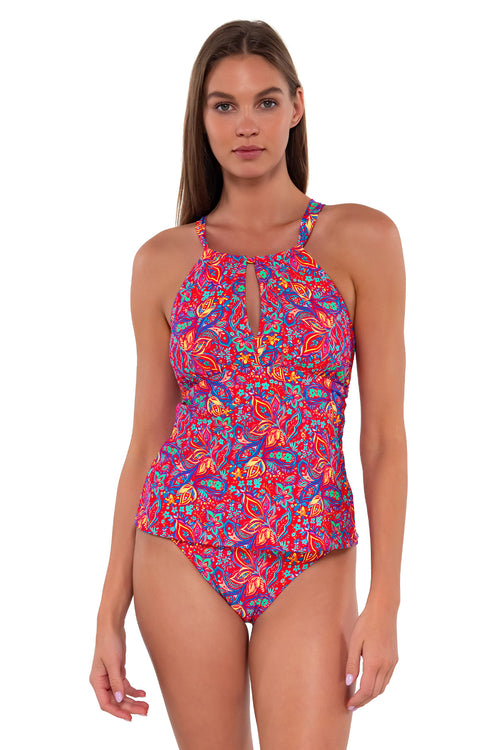 Front pose #1 of Daria wearing Sunsets Rue Paisley Mia Tankini Top with matching Summer Lovin' V-Front bikini bottom