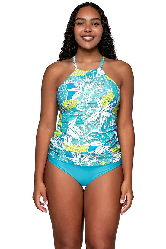 Charger l&amp;#39;image dans la galerie, Front view of Sunsets Escape Kailua Bay Harlow High Neck Tankini Top
