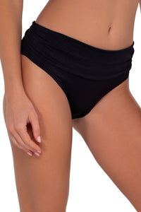Side pose #1 of Gigi wearing Sunsets Black Seagrass Texture Unforgettable Bottom